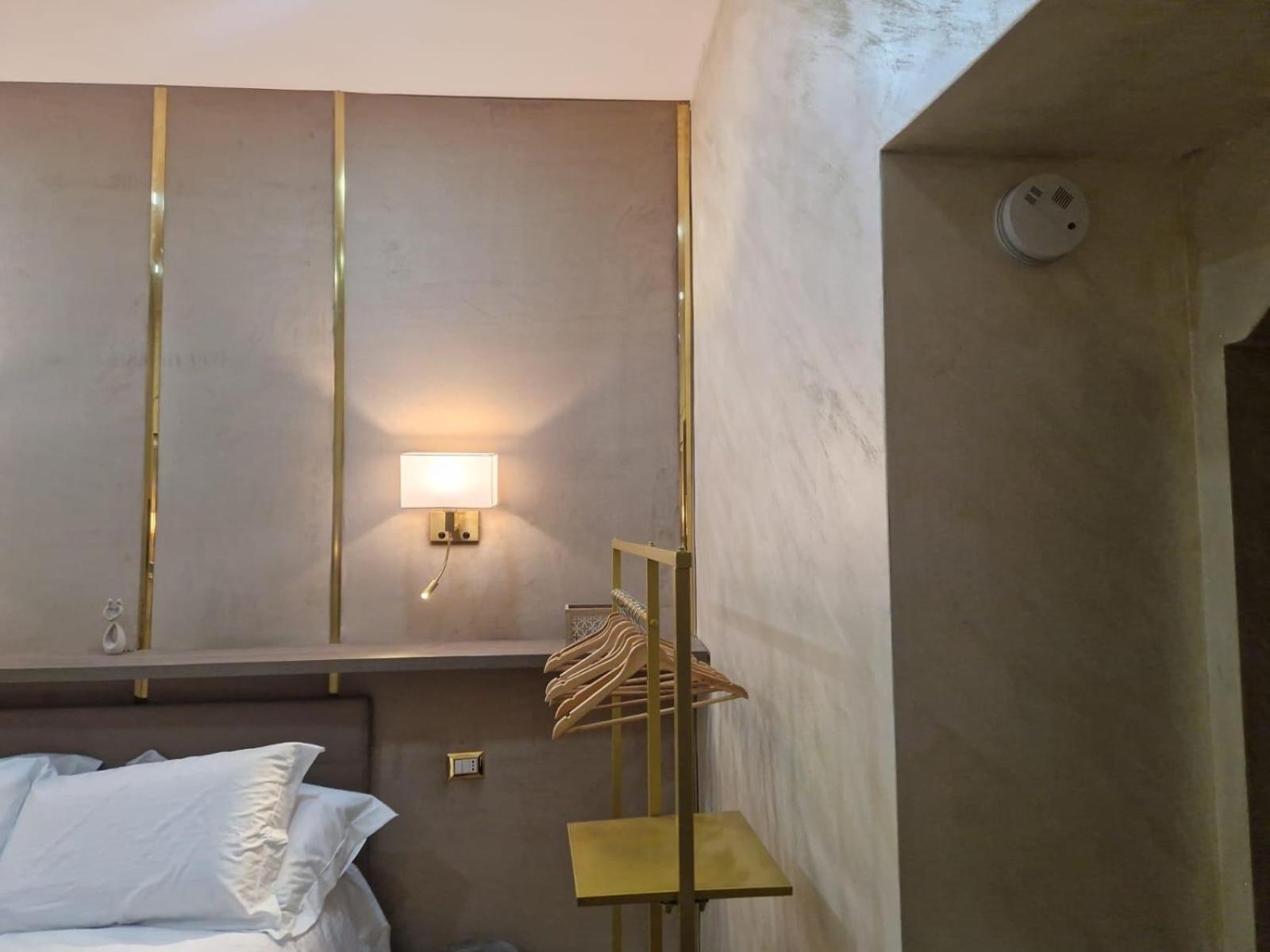 La Dimora Nei Presepi In San Gregorio Apartment Naples Exterior photo
